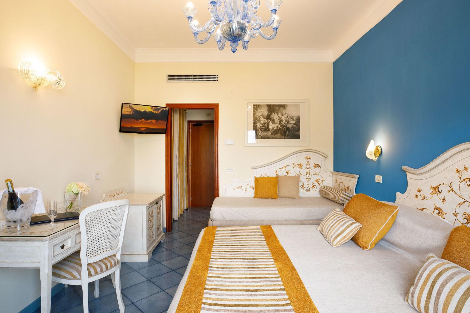 Hotel Zi' Teresa ซอร์เรนโต ภายนอก รูปภาพ