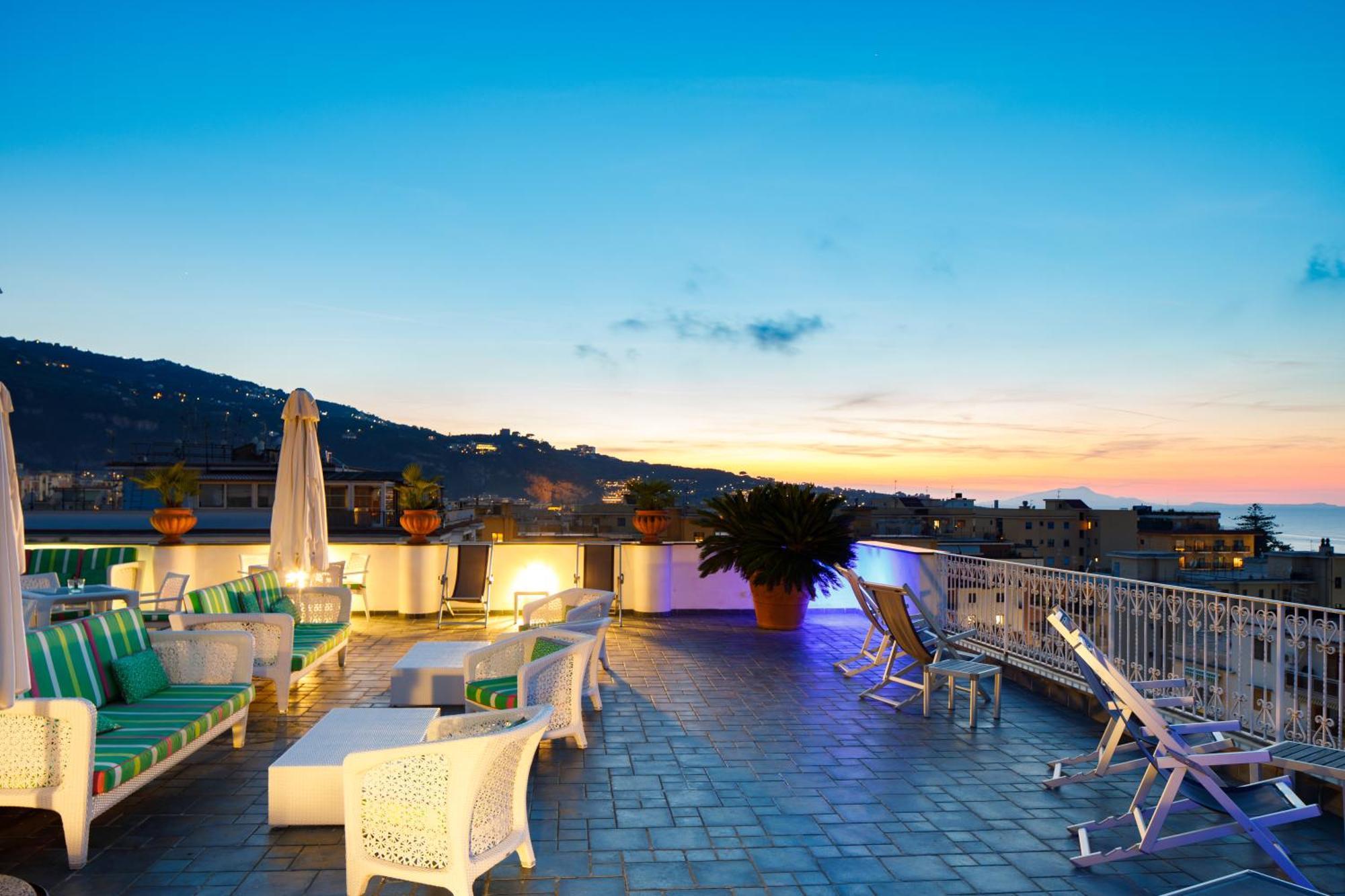Hotel Zi' Teresa ซอร์เรนโต ภายนอก รูปภาพ