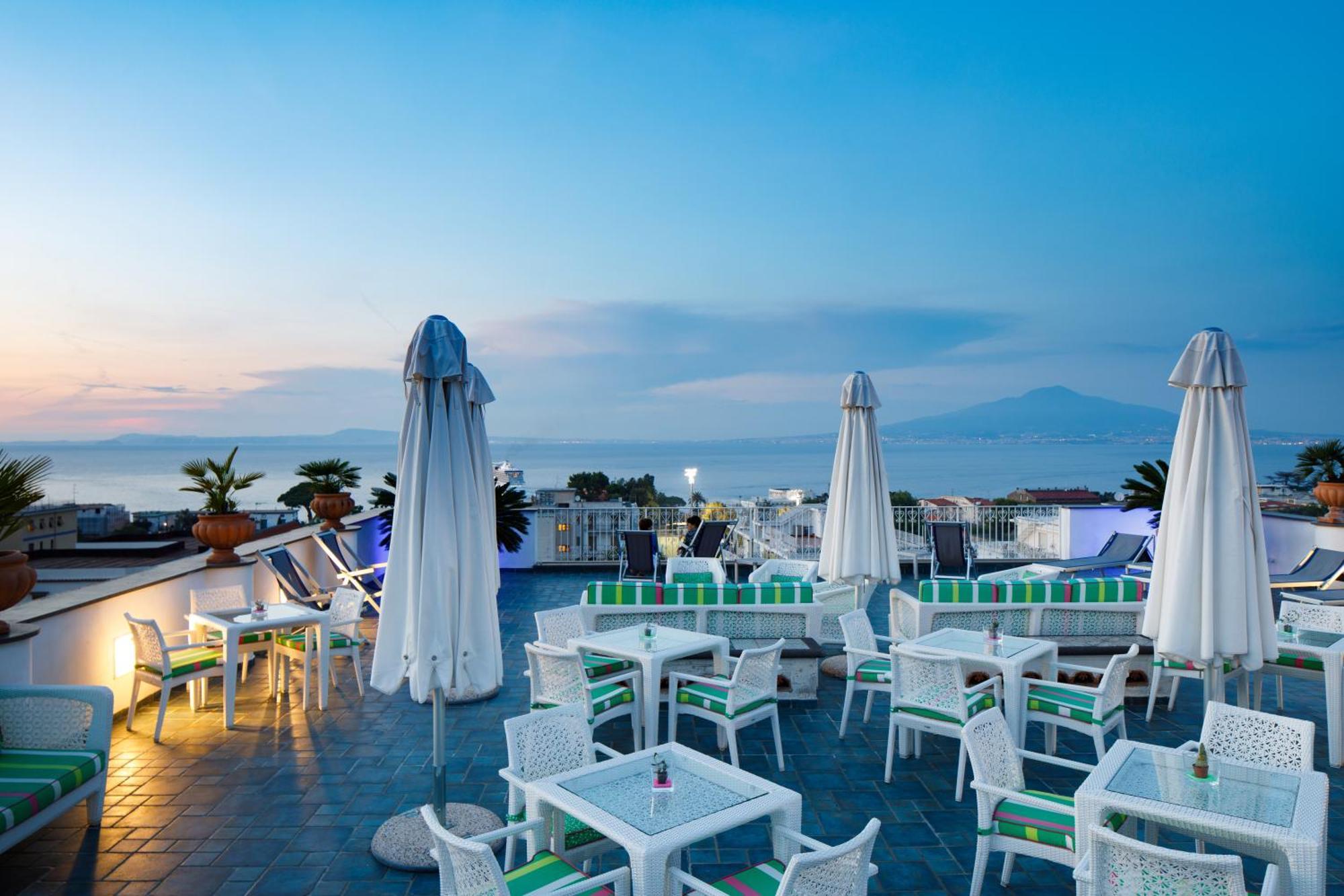 Hotel Zi' Teresa ซอร์เรนโต ภายนอก รูปภาพ