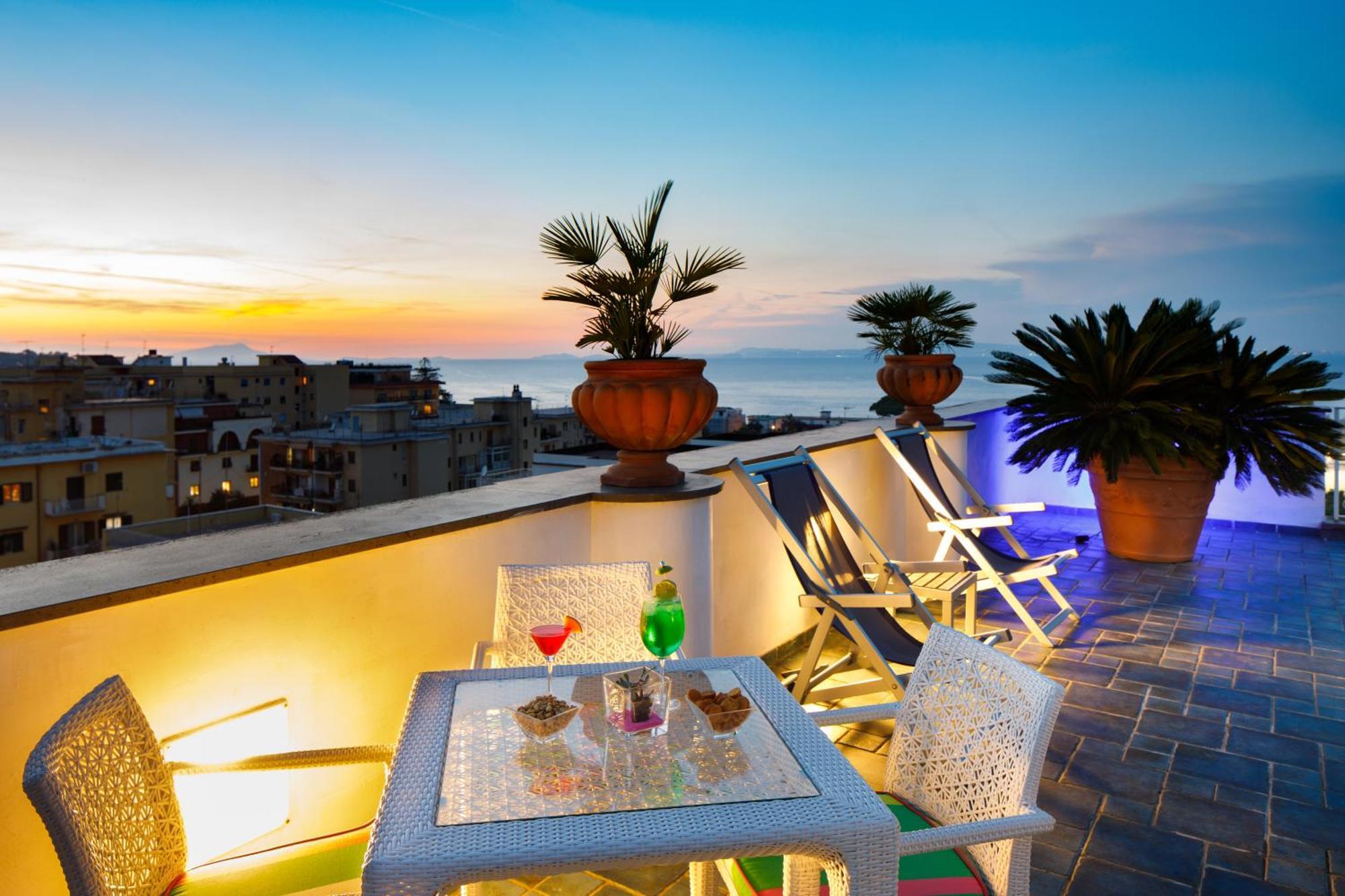 Hotel Zi' Teresa ซอร์เรนโต ภายนอก รูปภาพ