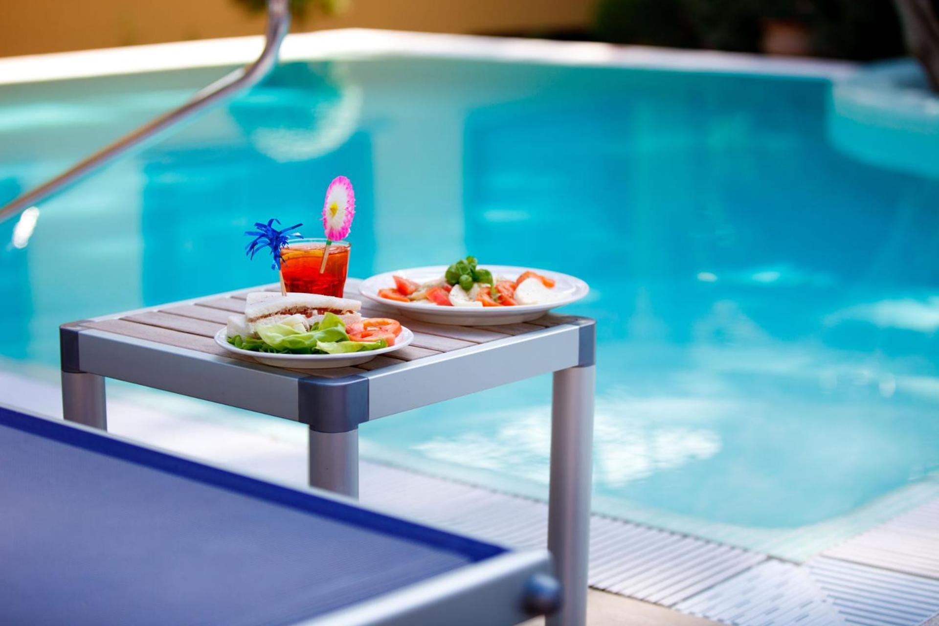 Hotel Zi' Teresa ซอร์เรนโต ภายนอก รูปภาพ
