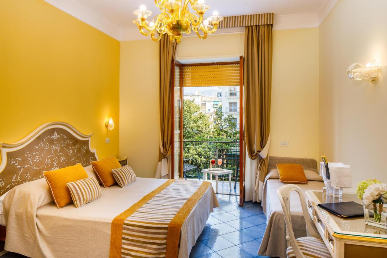 Hotel Zi' Teresa ซอร์เรนโต ภายนอก รูปภาพ