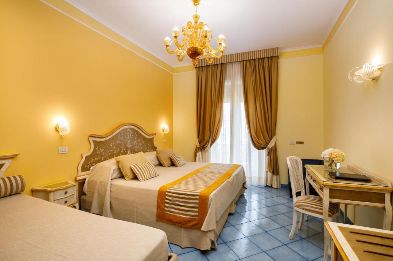 Hotel Zi' Teresa ซอร์เรนโต ภายนอก รูปภาพ
