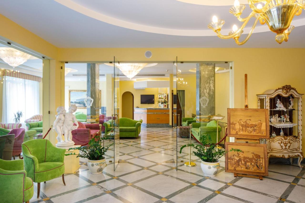 Hotel Zi' Teresa ซอร์เรนโต ภายนอก รูปภาพ
